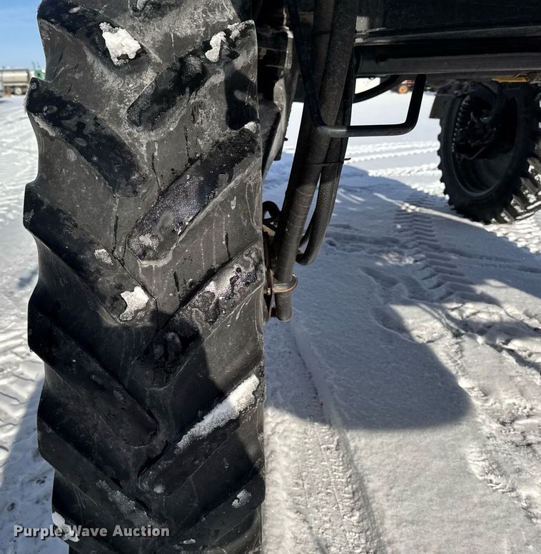 image for item DW2475 2015 Case IH Patriot 3340 sprayer