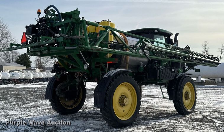 image for item DW2478 2018 John Deere R4038 sprayer