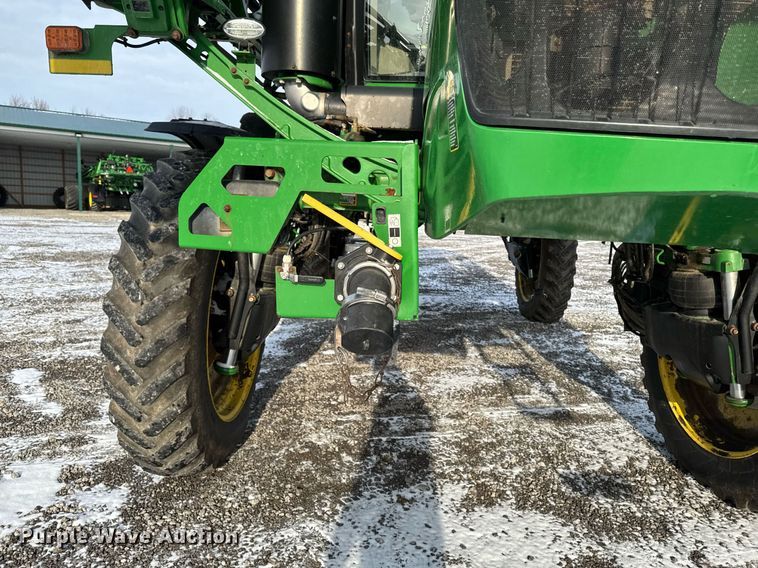 image for item DW2478 2018 John Deere R4038 sprayer