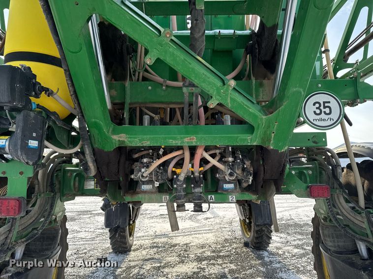 image for item DW2478 2018 John Deere R4038 sprayer