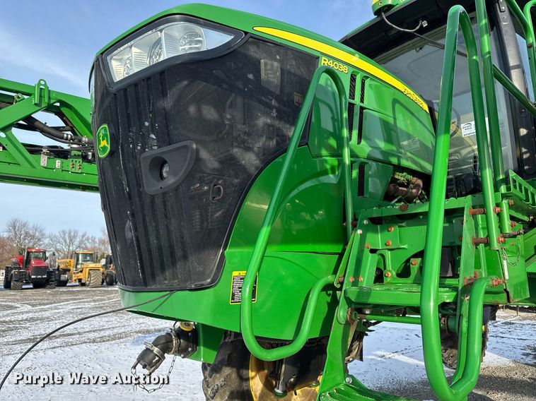 image for item DW2478 2018 John Deere R4038 sprayer