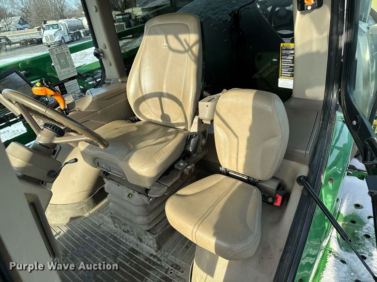 image for item DW2478 2018 John Deere R4038 sprayer