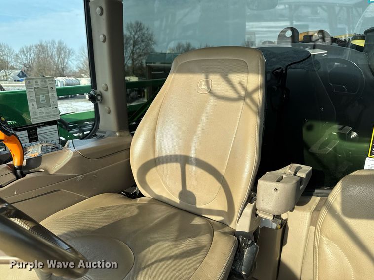 image for item DW2478 2018 John Deere R4038 sprayer