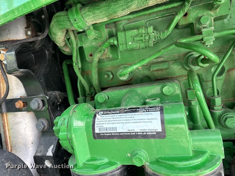 image for item DW2478 2018 John Deere R4038 sprayer