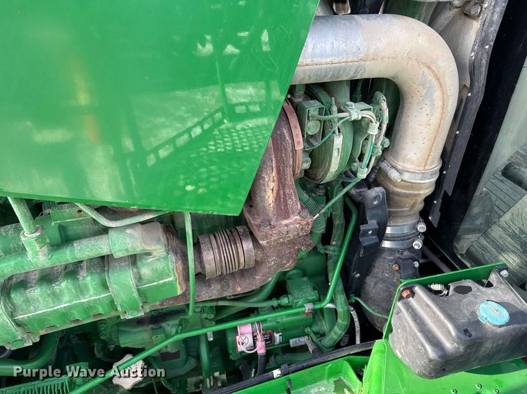 image for item DW2478 2018 John Deere R4038 sprayer