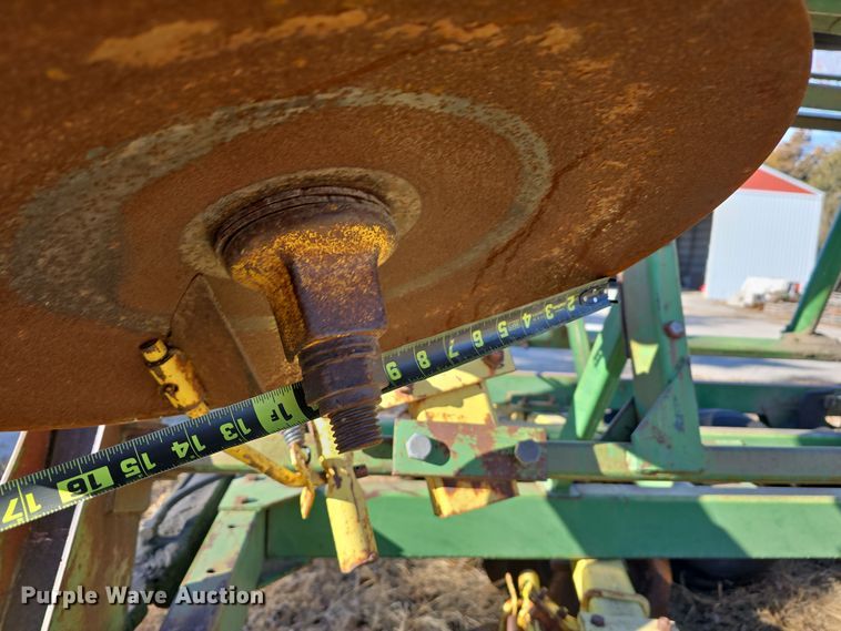 image for item DW3000 John Deere double off-set disk
