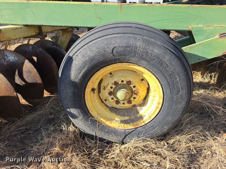 image for item DW3000 John Deere double off-set disk