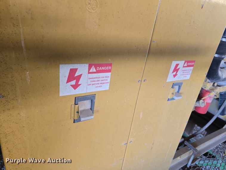 image for item DW3002 Katolight D250FPZ4 generator