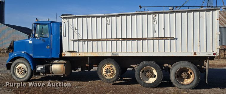image for item DW3005 1987 White GMC grain truck