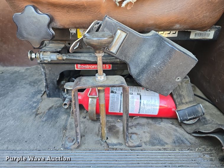 image for item DW3005 1987 White GMC grain truck