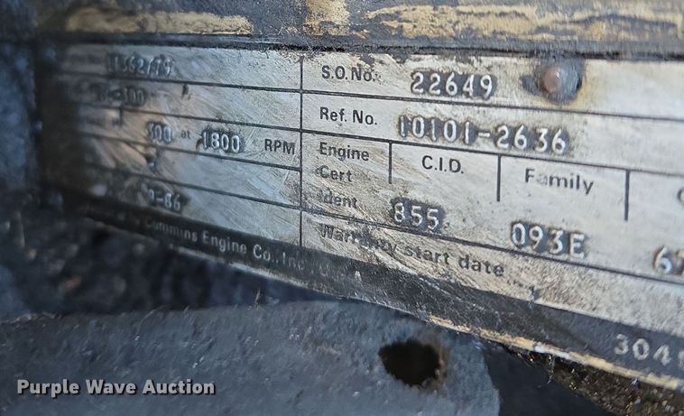 image for item DW3005 1987 White GMC grain truck