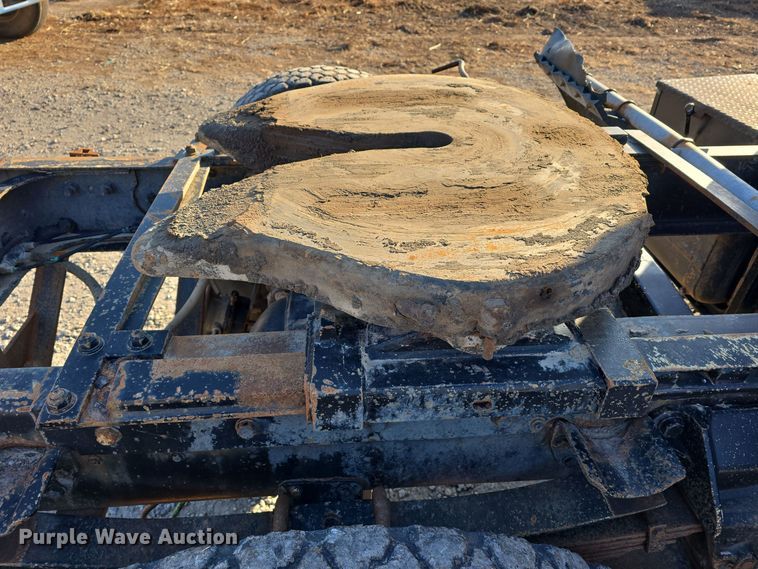 image for item DW3006 1990 Ford L9000 semi truck