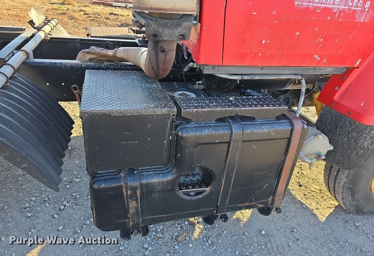 image for item DW3006 1990 Ford L9000 semi truck