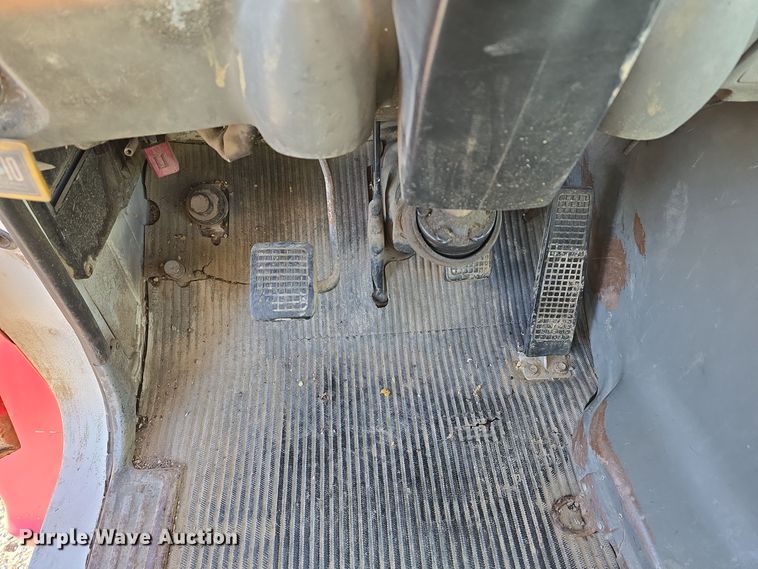 image for item DW3006 1990 Ford L9000 semi truck