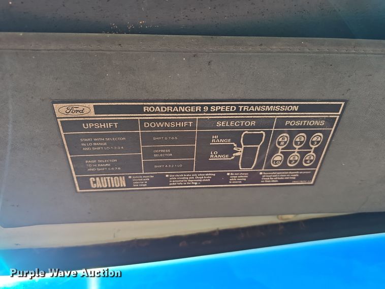 image for item DW3006 1990 Ford L9000 semi truck