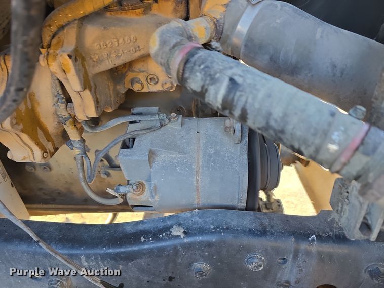 image for item DW3006 1990 Ford L9000 semi truck