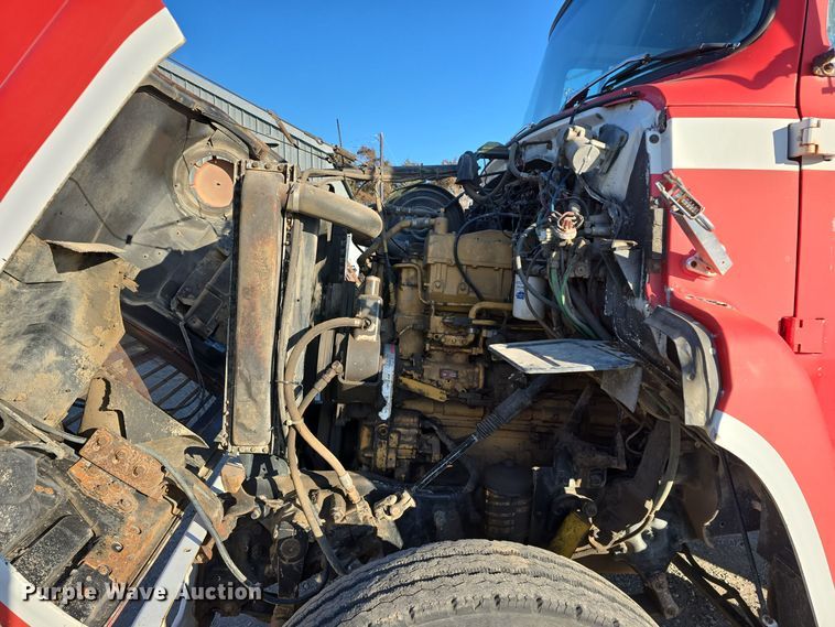 image for item DW3006 1990 Ford L9000 semi truck