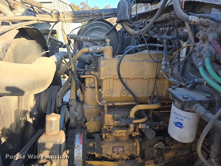 image for item DW3006 1990 Ford L9000 semi truck