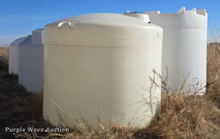 image for item DW3008 (5) poly tanks