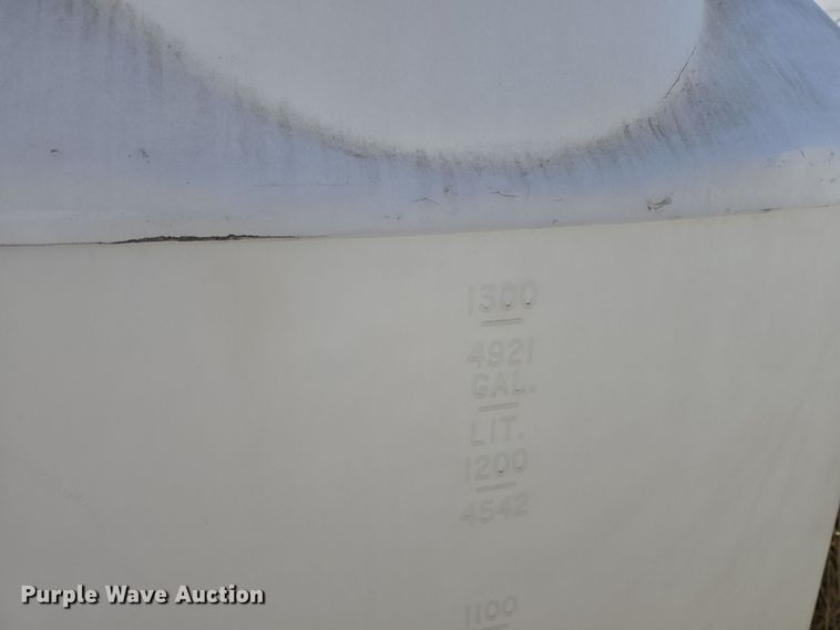 image for item DW3008 (5) poly tanks