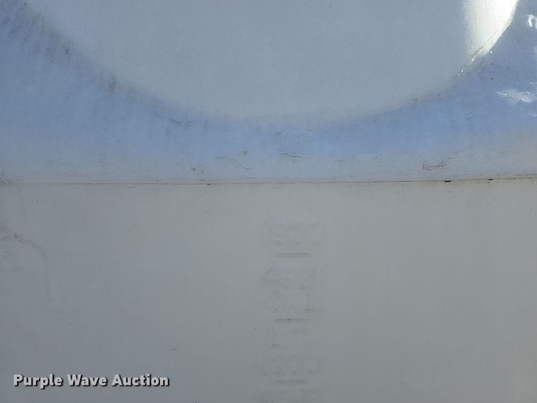 image for item DW3008 (5) poly tanks