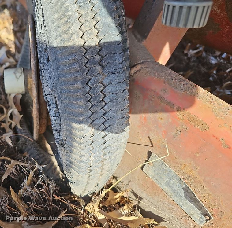 image for item DW3011 International Harvester 56 silage blower