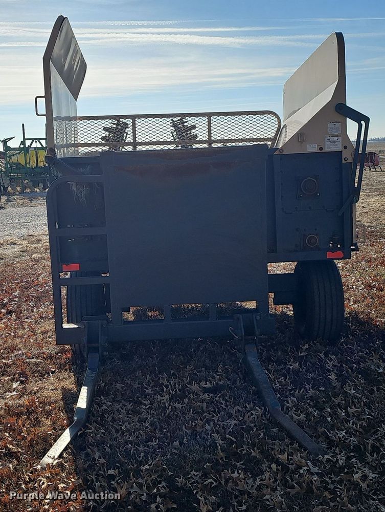 image for item DW3012 Rem BaleMax 3600R bale processor