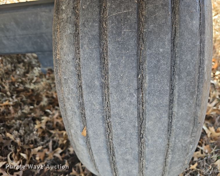 image for item DW3012 Rem BaleMax 3600R bale processor