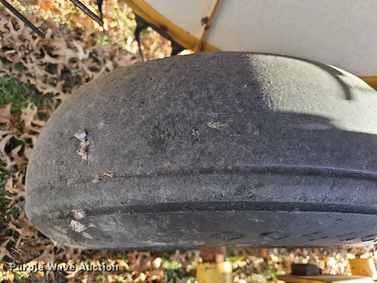 image for item DW3013 Darf FD Series 917 hay rake