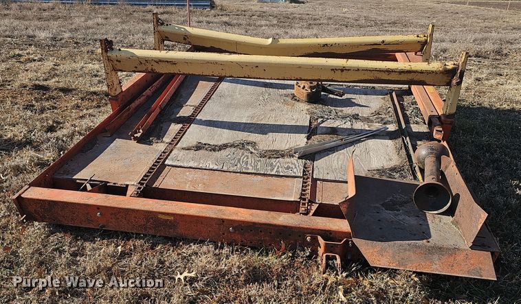 image for item DW3014 Farmhand hay handling equipment