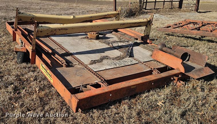 image for item DW3014 Farmhand hay handling equipment