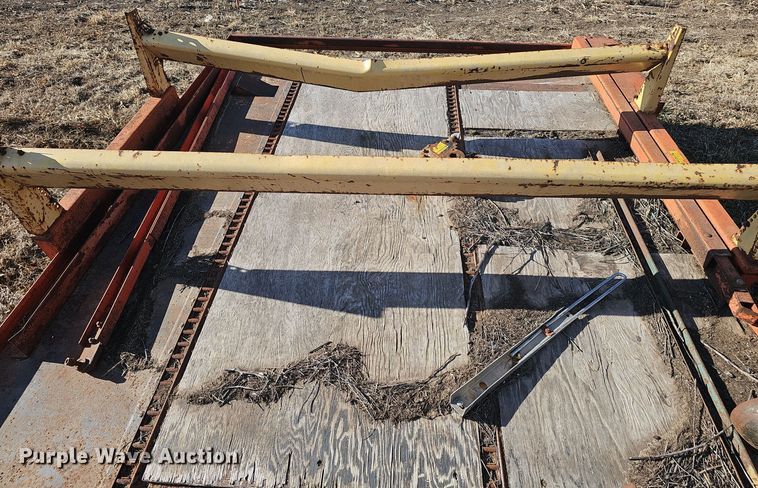 image for item DW3014 Farmhand hay handling equipment