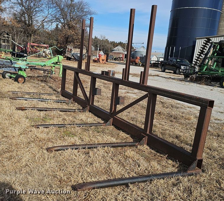 image for item DW3017 Shop built round bale hauler