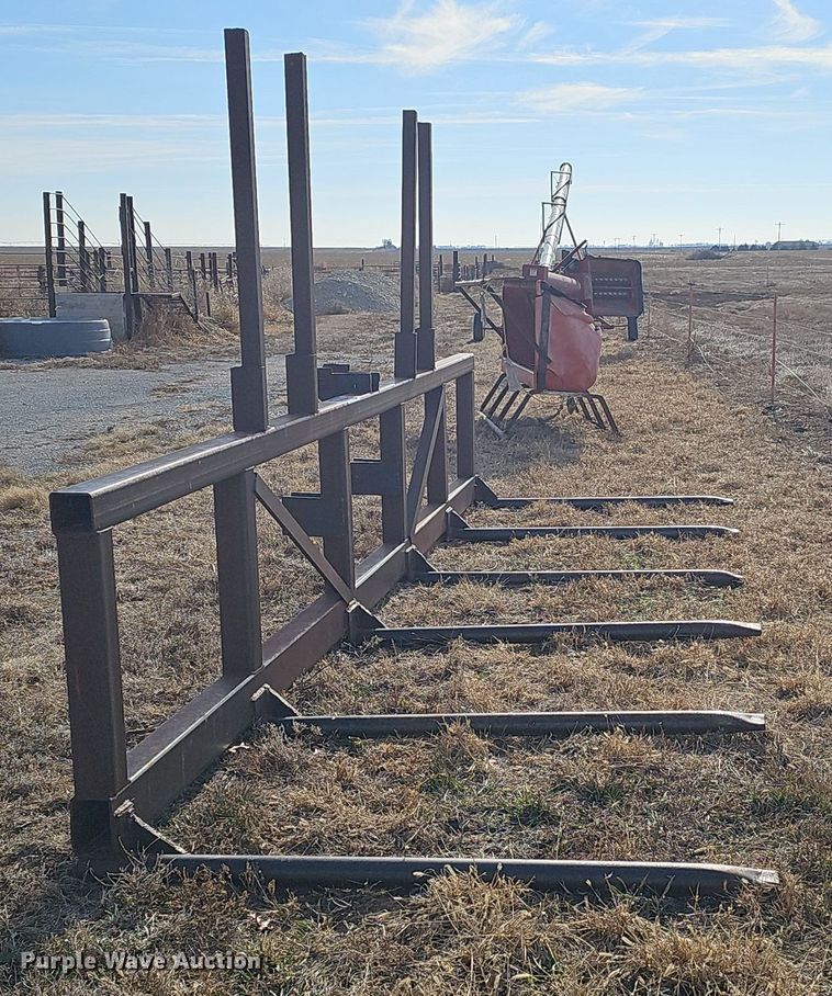 image for item DW3017 Shop built round bale hauler