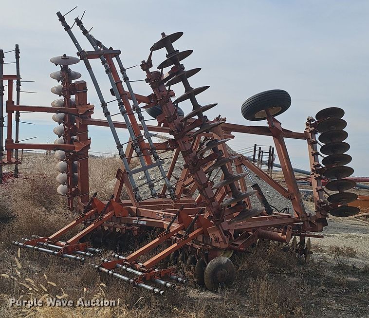 image for item DW3021 Bush Hog 1445 tandem disk