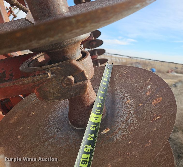 image for item DW3021 Bush Hog 1445 tandem disk