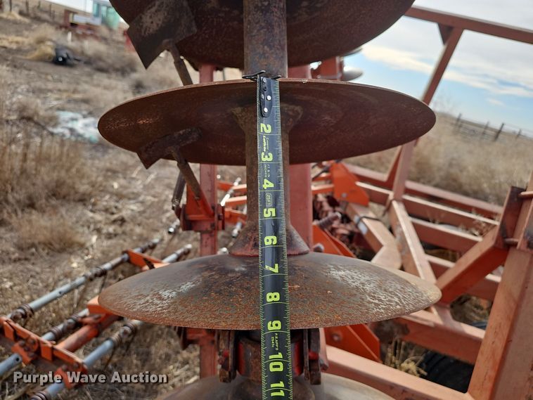 image for item DW3021 Bush Hog 1445 tandem disk