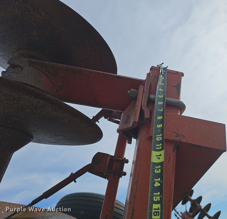 image for item DW3021 Bush Hog 1445 tandem disk