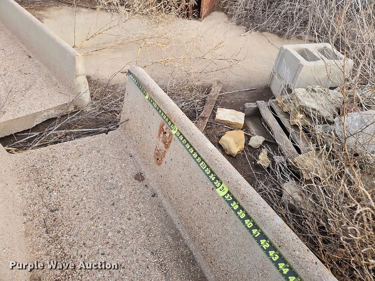 image for item DW3022 (25) concrete feed bunks