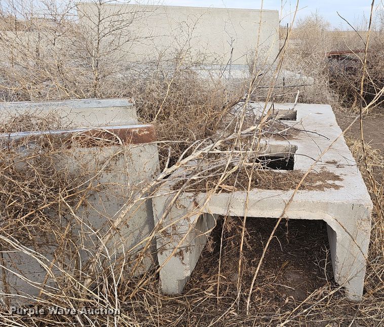 image for item DW3024 (18) precast concrete trenches