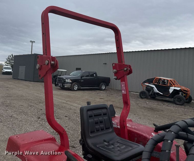 image for item EG2370 2006 Jinma 254 MFWD tractor