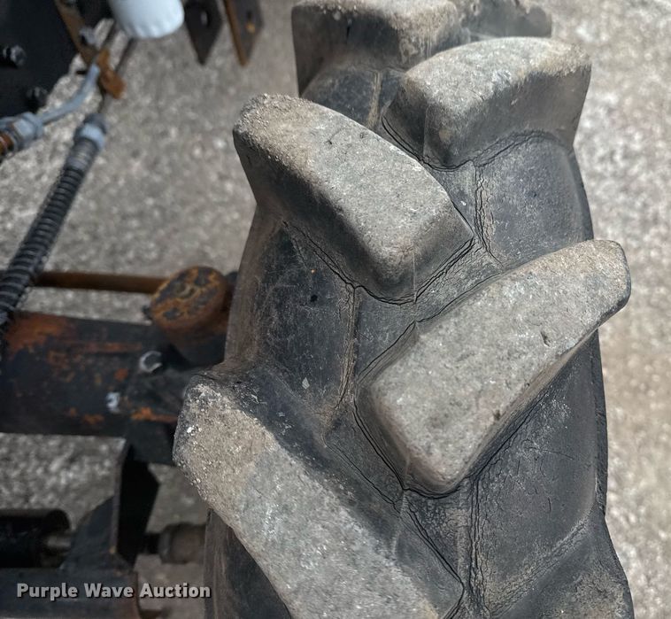 image for item EG2370 2006 Jinma 254 MFWD tractor