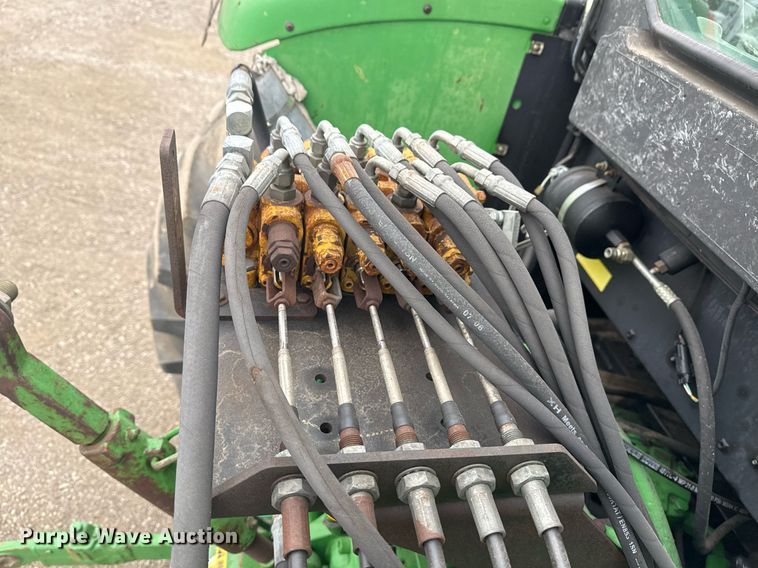 image for item EG2375 2003 John Deere 6415 tractor