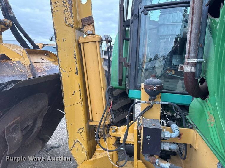 image for item EG2375 2003 John Deere 6415 tractor