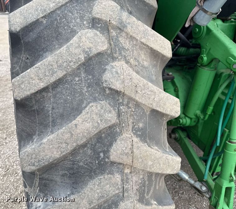 image for item EG2375 2003 John Deere 6415 tractor