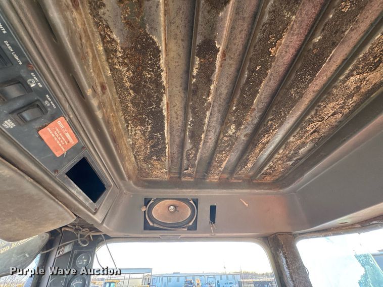 image for item EG7915 1995 Case IH 9270 4WD tractor