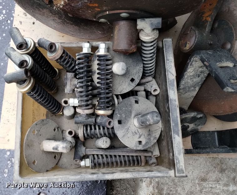 image for item EH0060 (6) DMI disc sealers