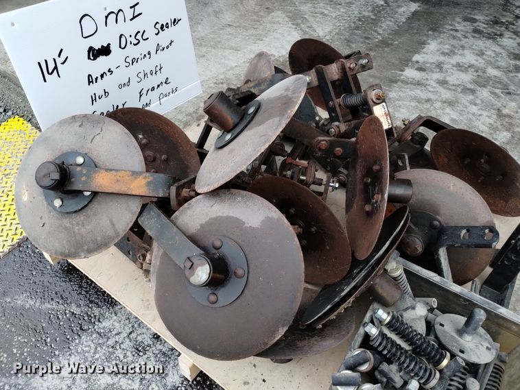 image for item EH0060 (6) DMI disc sealers