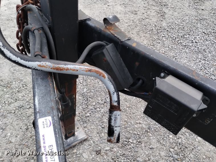 image for item EH0076 Convey-All BTS300 seed tender