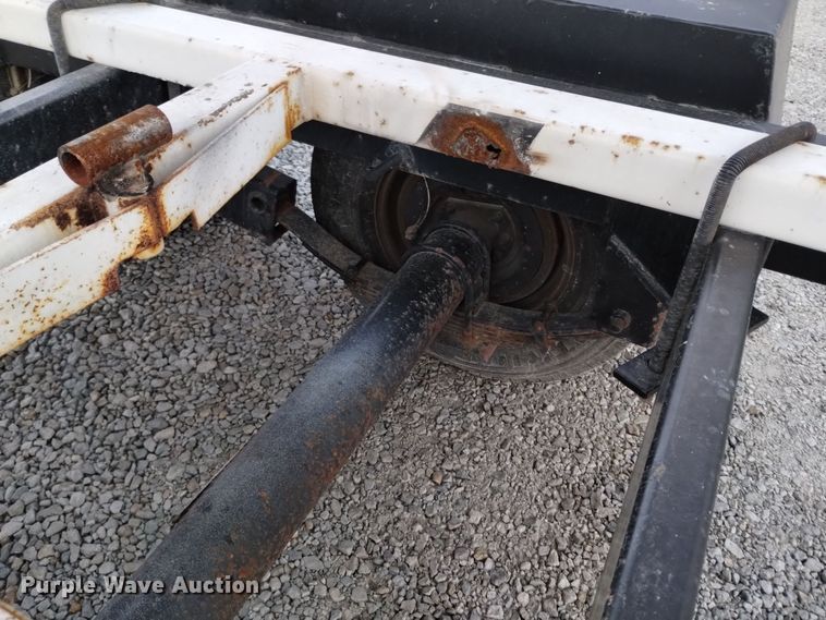 image for item EH0076 Convey-All BTS300 seed tender